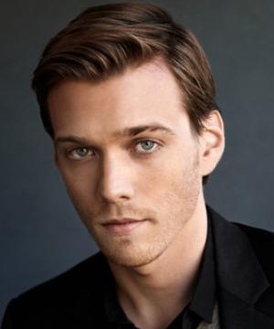 Jake Abel