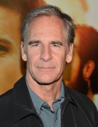 Scott Bakula